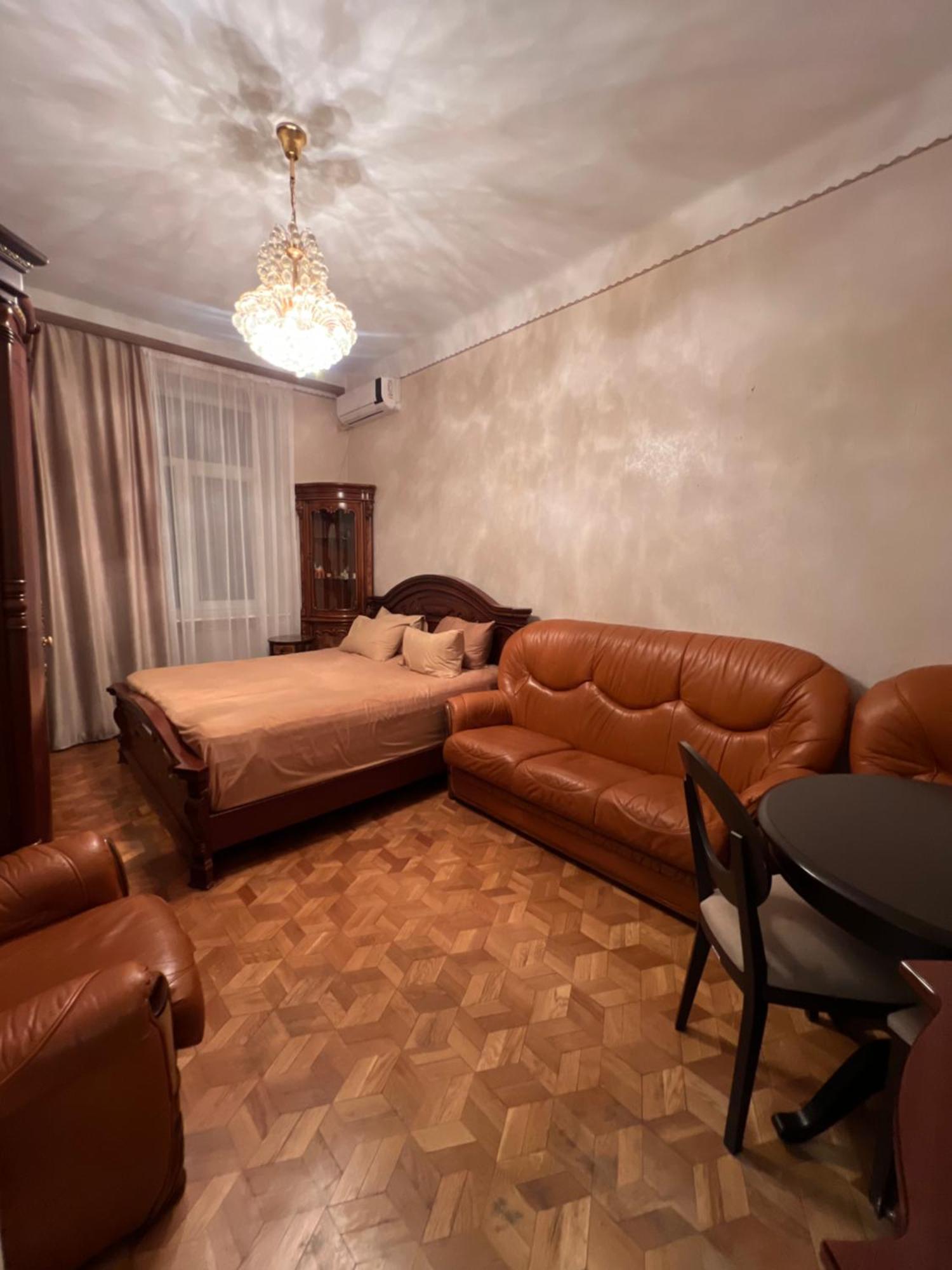 Republic Square Apartment *